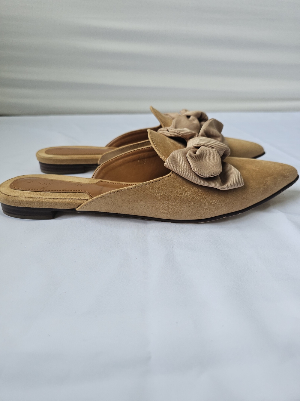 Rilista Khaki Suede Pointed Toe Bow Mules - Size 10 - Picture 6 of 17